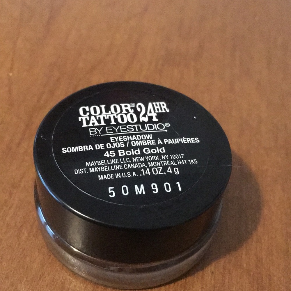 Cream eyeshadow
